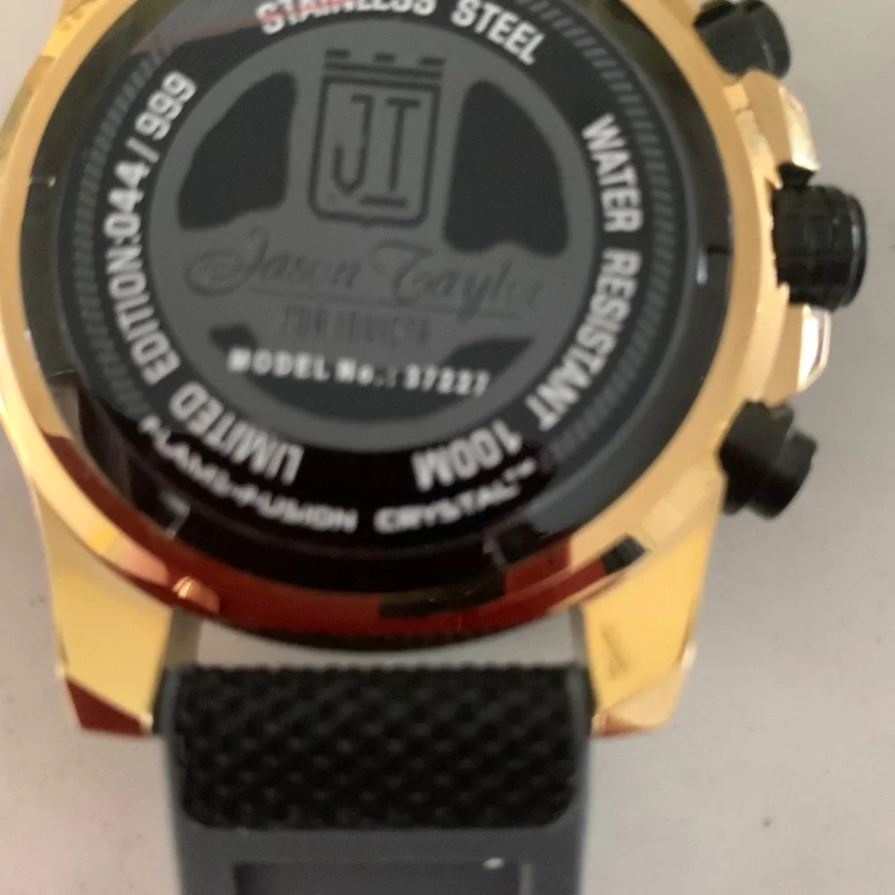 Men’s Watch - Picture 4 of 4